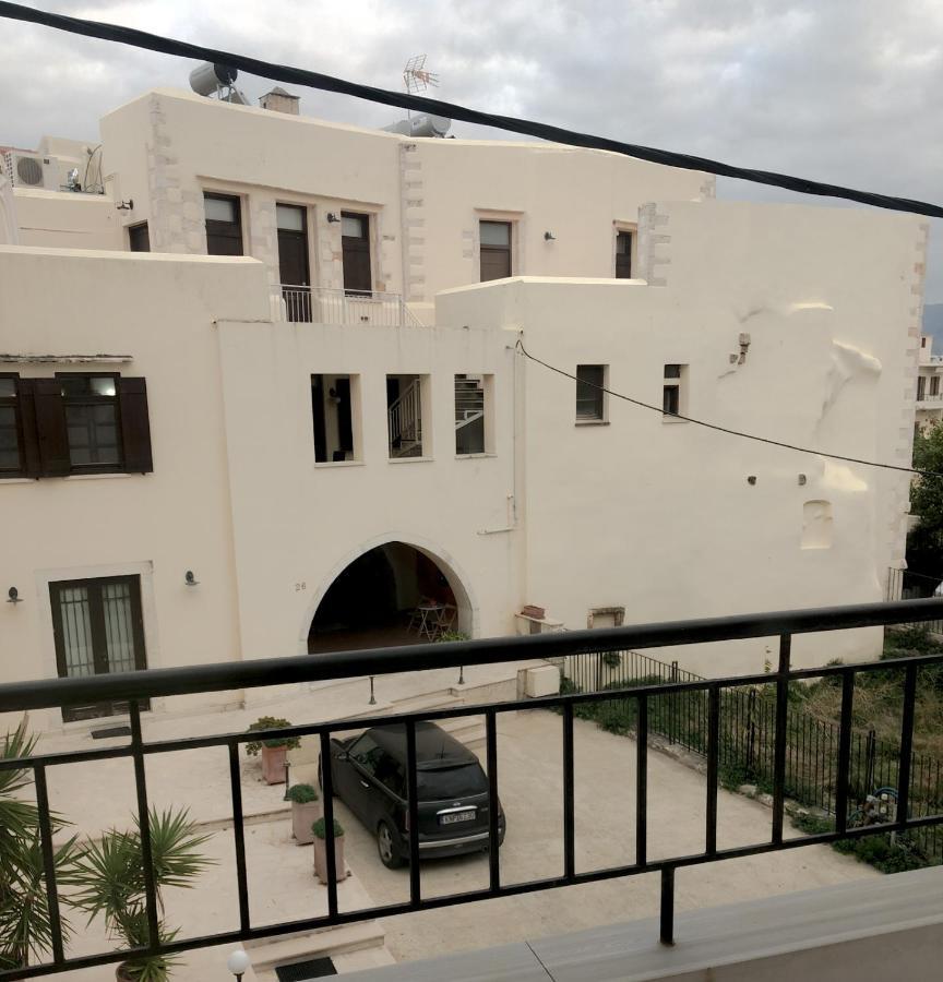 Amphitrite Hotel خانيا الغرفة الصورة